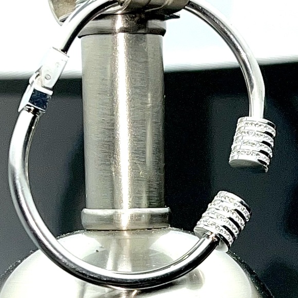 Stainless Steel Barrel Bangle with CZs - Picture 5 of 6